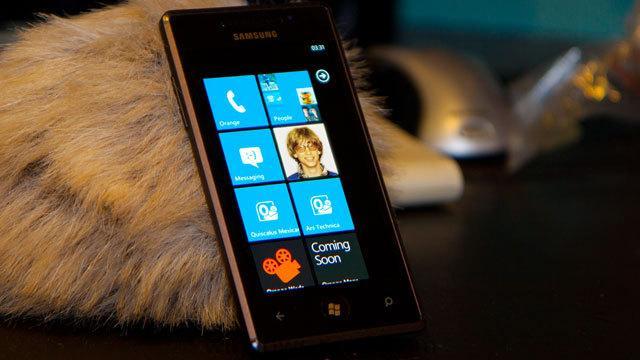 feat-winphone7-review-list-thumb-640xauto-17465.jpg